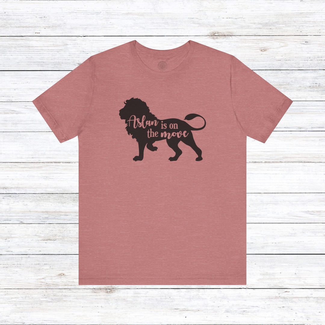 Aslan Is On The Move Unisex T-Shirt T-Shirt Heather Mauve S 