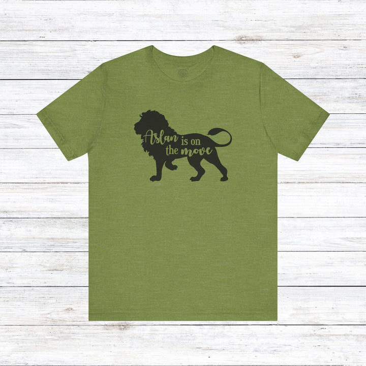 Aslan Is On The Move Unisex T-Shirt T-Shirt Heather Green S 