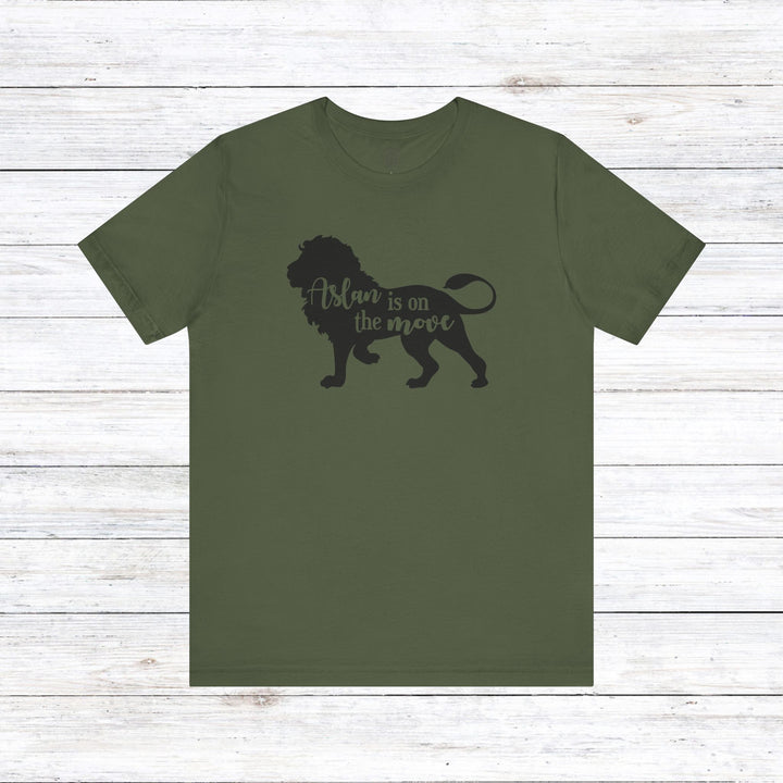 Aslan Is On The Move Unisex T-Shirt T-Shirt Military Green S 