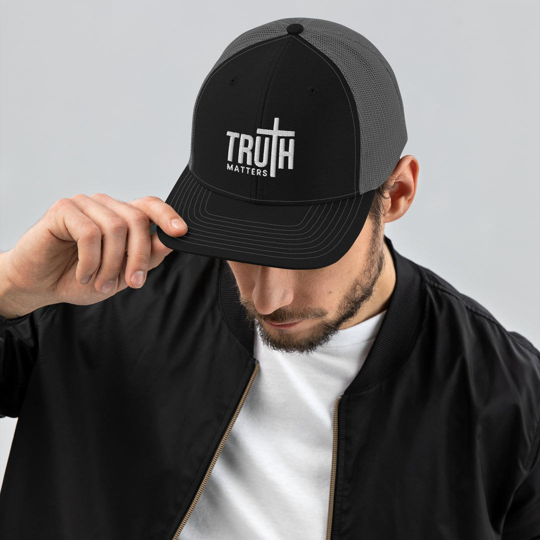 Christian Hat Truth Matters Trucker Trucker Hat Black / Charcoal